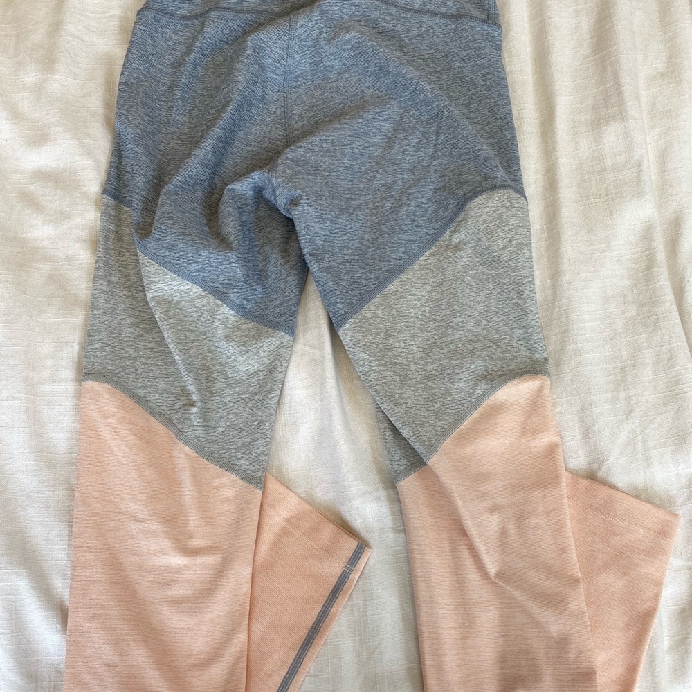 Outdoor Voices 7/8 Springs Legging - Picture 3 of 5